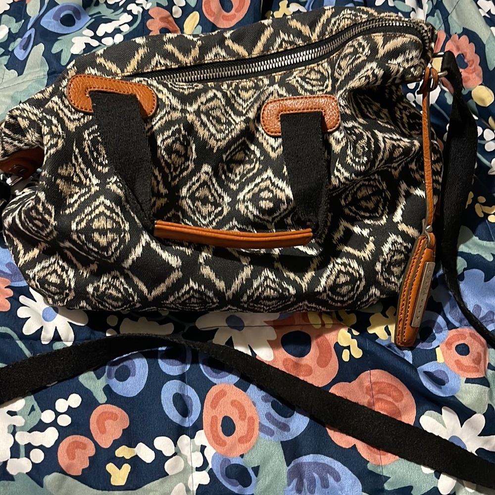 Sanctuary crossbody